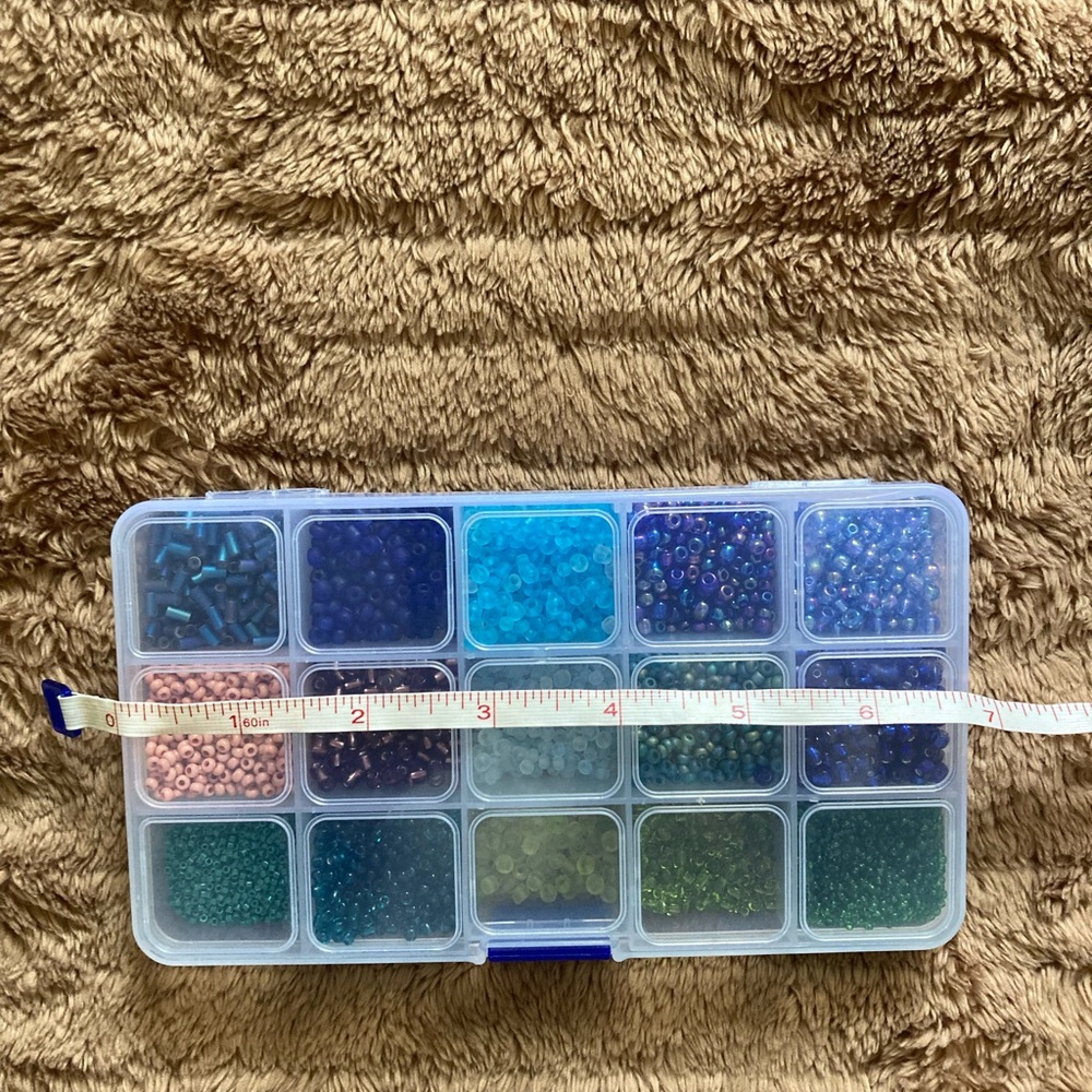 Assorted Rainbow Glass Beads with Organizer - Picture 15 of 16